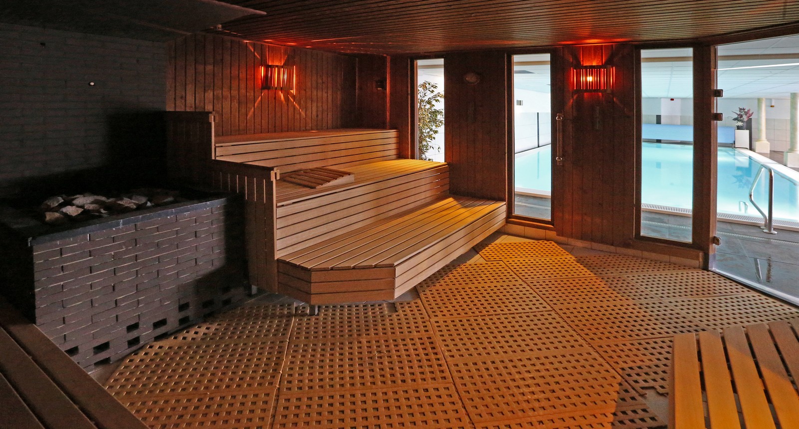 Sauna Warmond