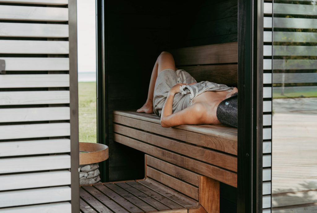 met of zonder badkleding