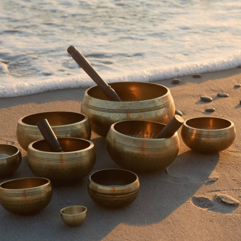 klankschalen op het strand