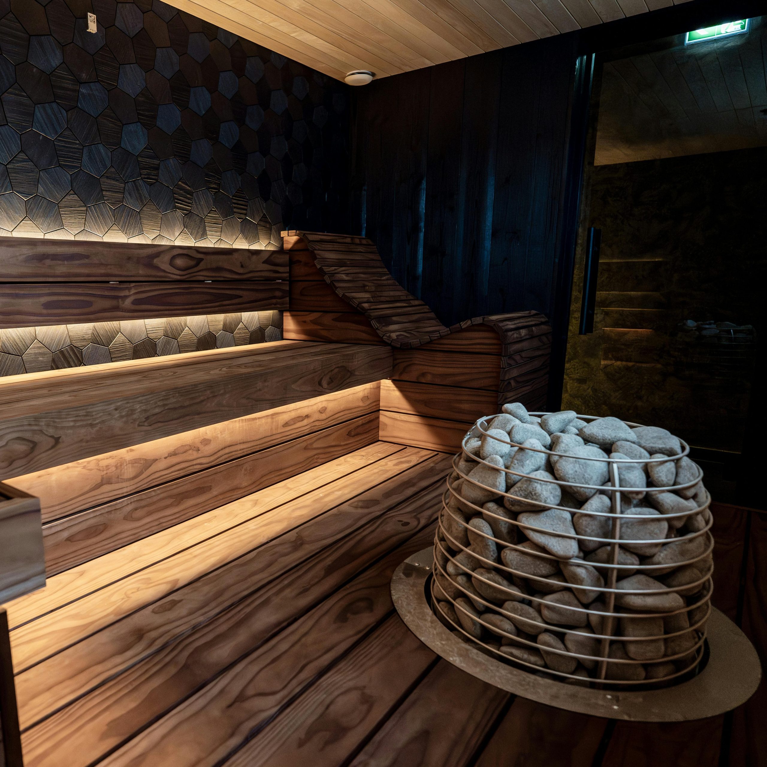 pexels-huum-sauna-heaters-718199222-36077588