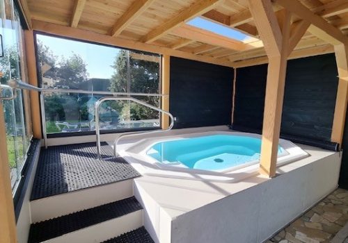 thumbnail_SuperLux - 8C3FC96F-681C-40B7-8D3A-6E15319917FA